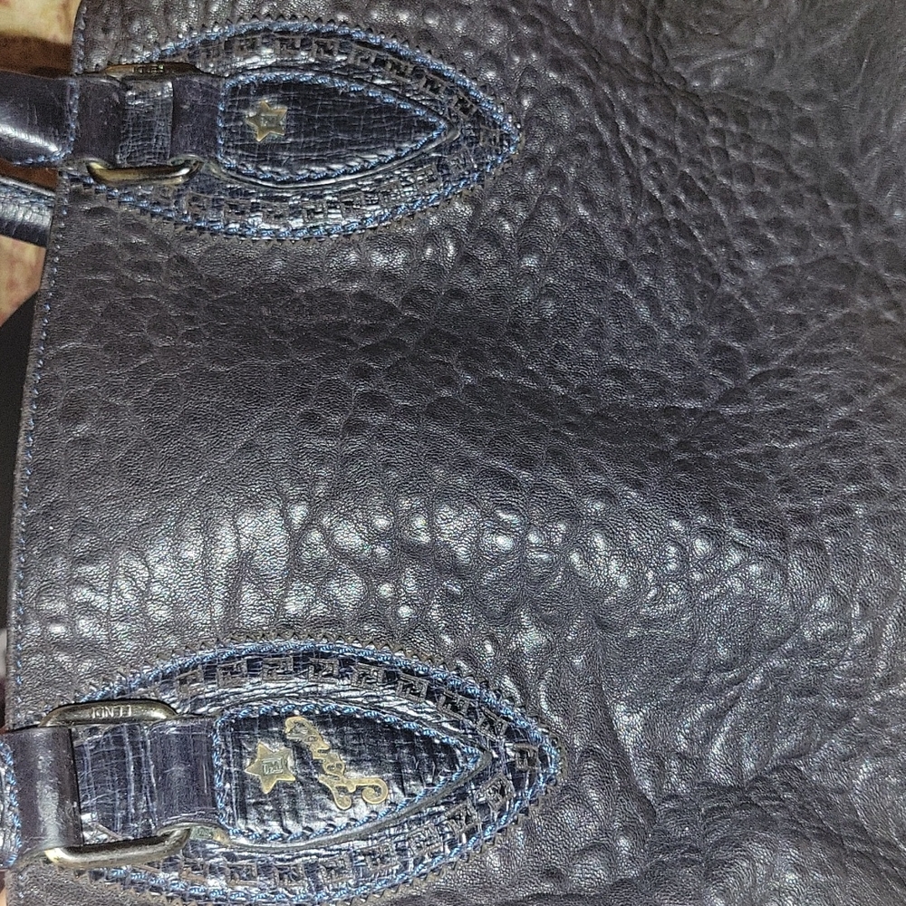 Fendi Handbag - Picture 2 of 4